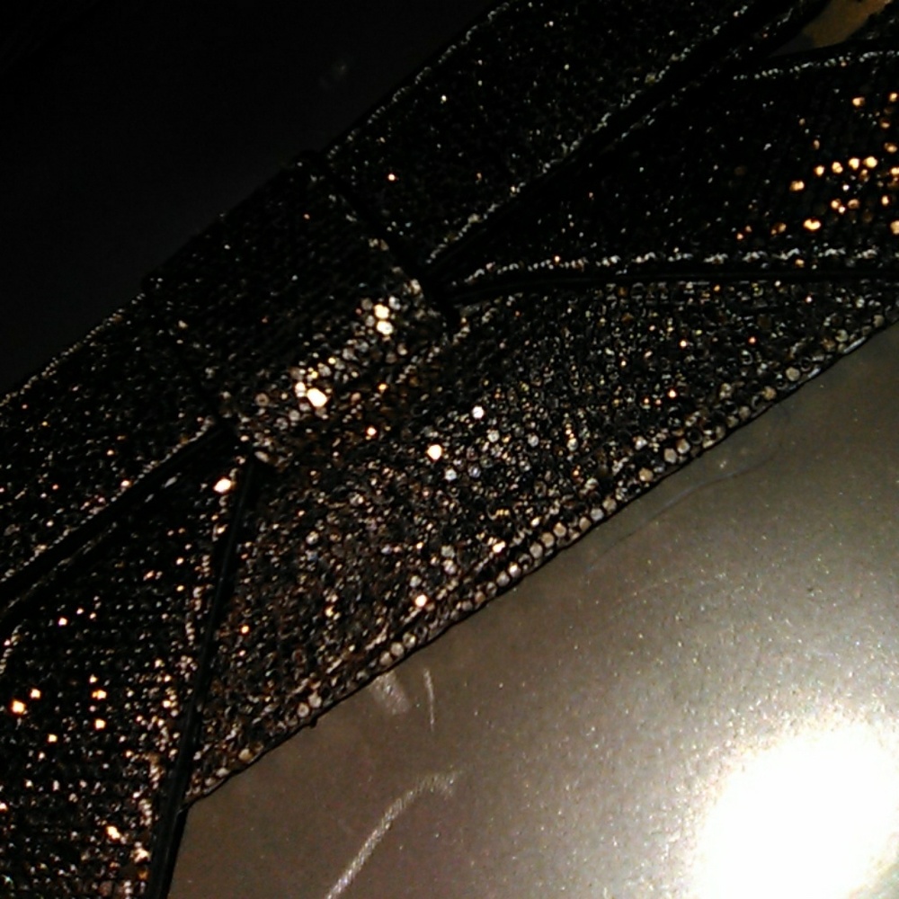 Purse - Picture 2 of 3